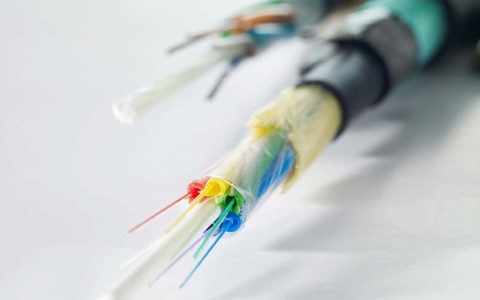 水下互联网电缆可以检测到近海地震
